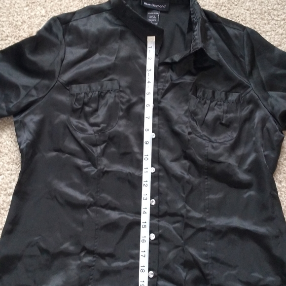 4/$20 Blue Diamond women's top - Picture 5 of 6